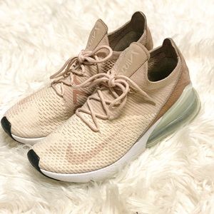 Ladies Nike Airmax 270 Flyknit size 7.5